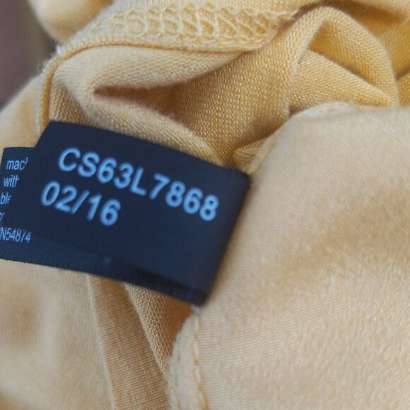 The Limited yellow mixed media short sleeve lightweight blouse top, size M - Picture 7 of 8